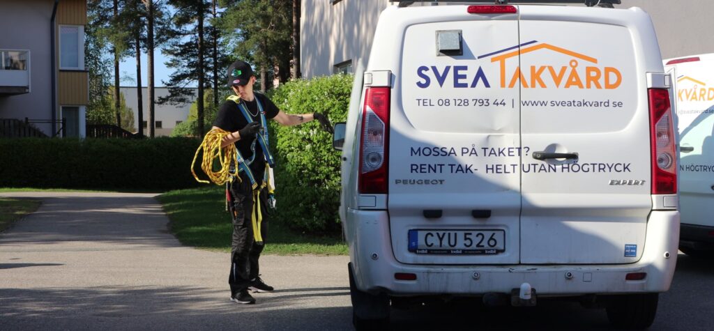 Svea Takvård på plats i Norrtälje